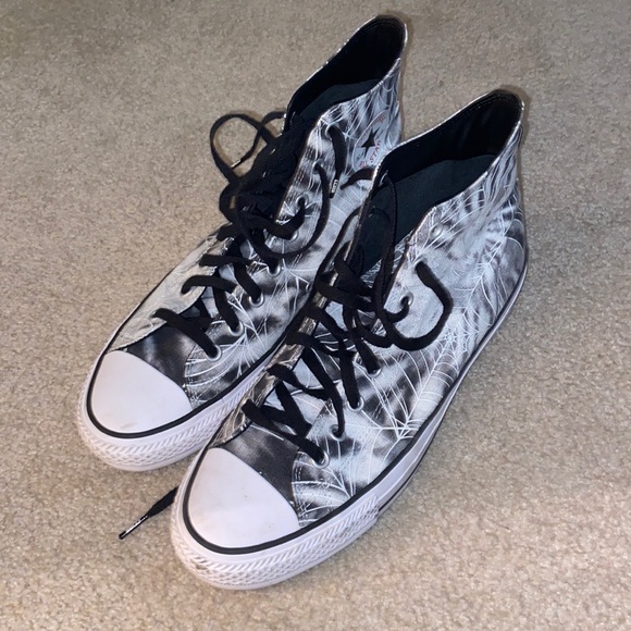 spider web converse